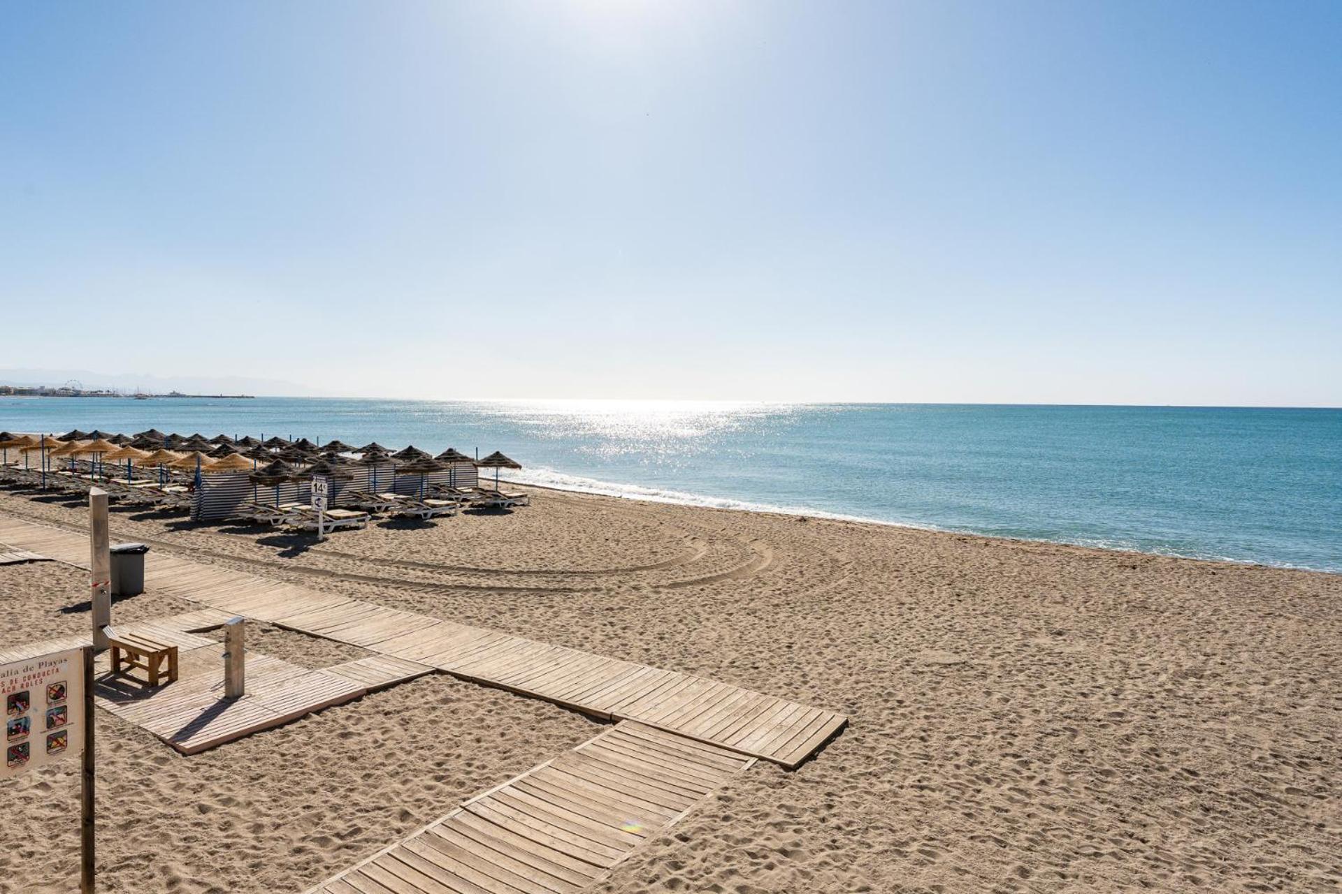 Malagasuite New Aloha Playa Benalmádena